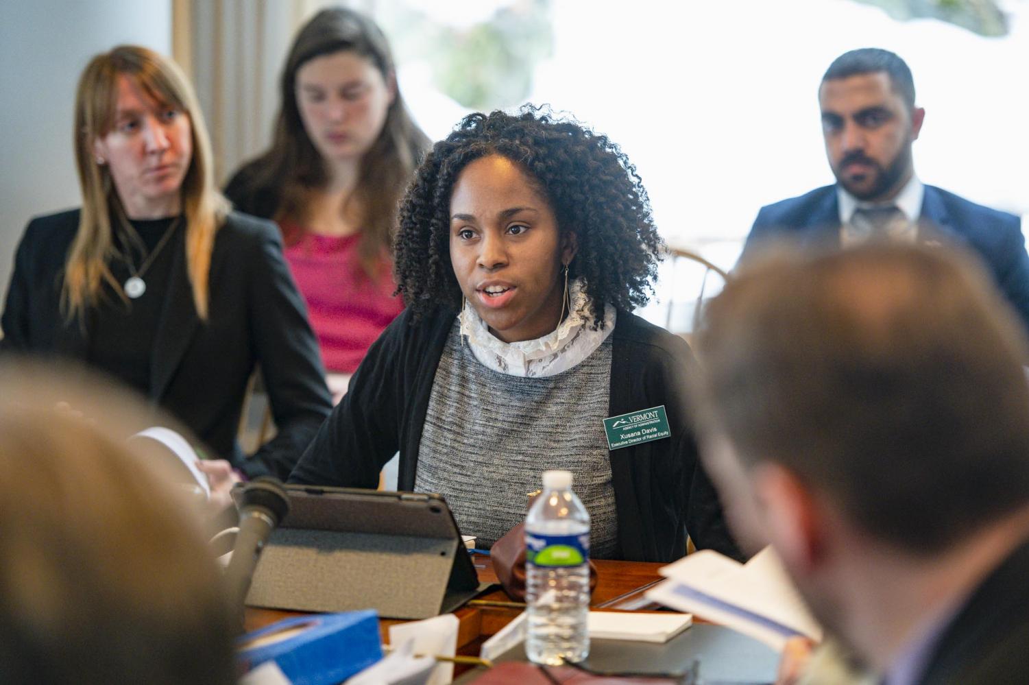 Xusana Davis speaks to NVU about racial injustice in Vermont – Basement ...